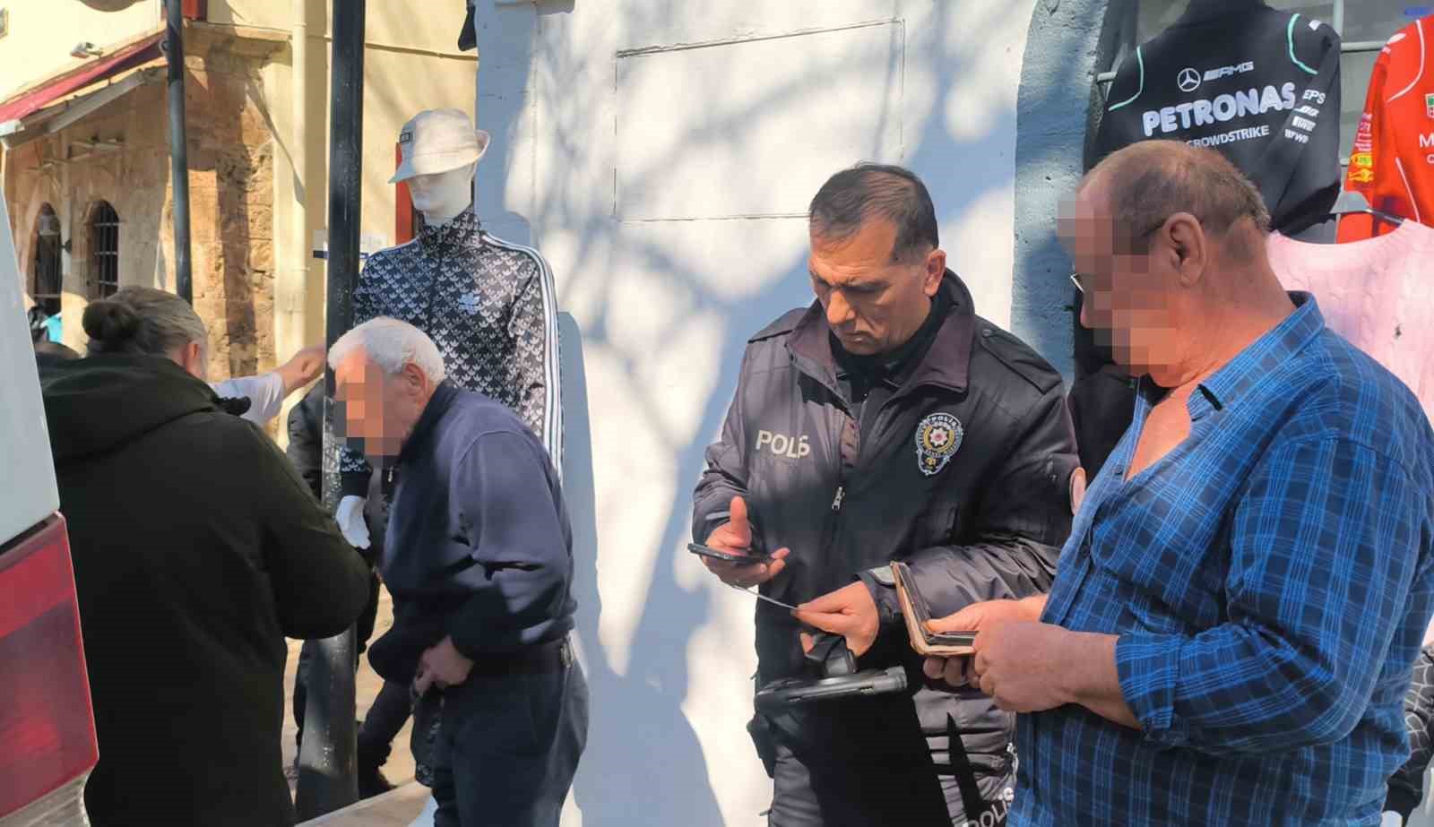 ’Neden video çekiyorsun’ tartışması kanlı bitti: 3 yaralı
