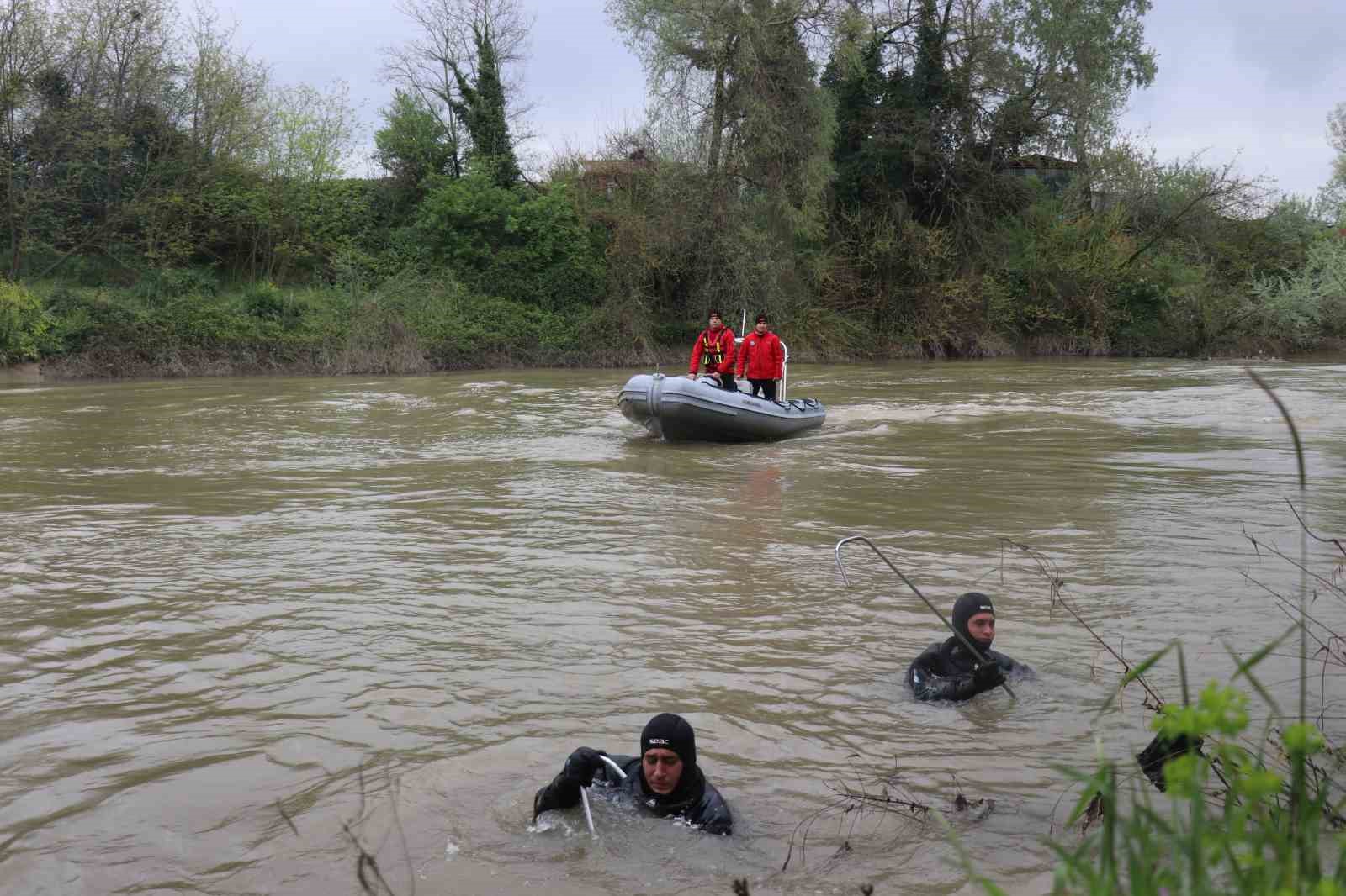 Nehir didik didik edildi, herhangi bir bulguya rastlanmadı
