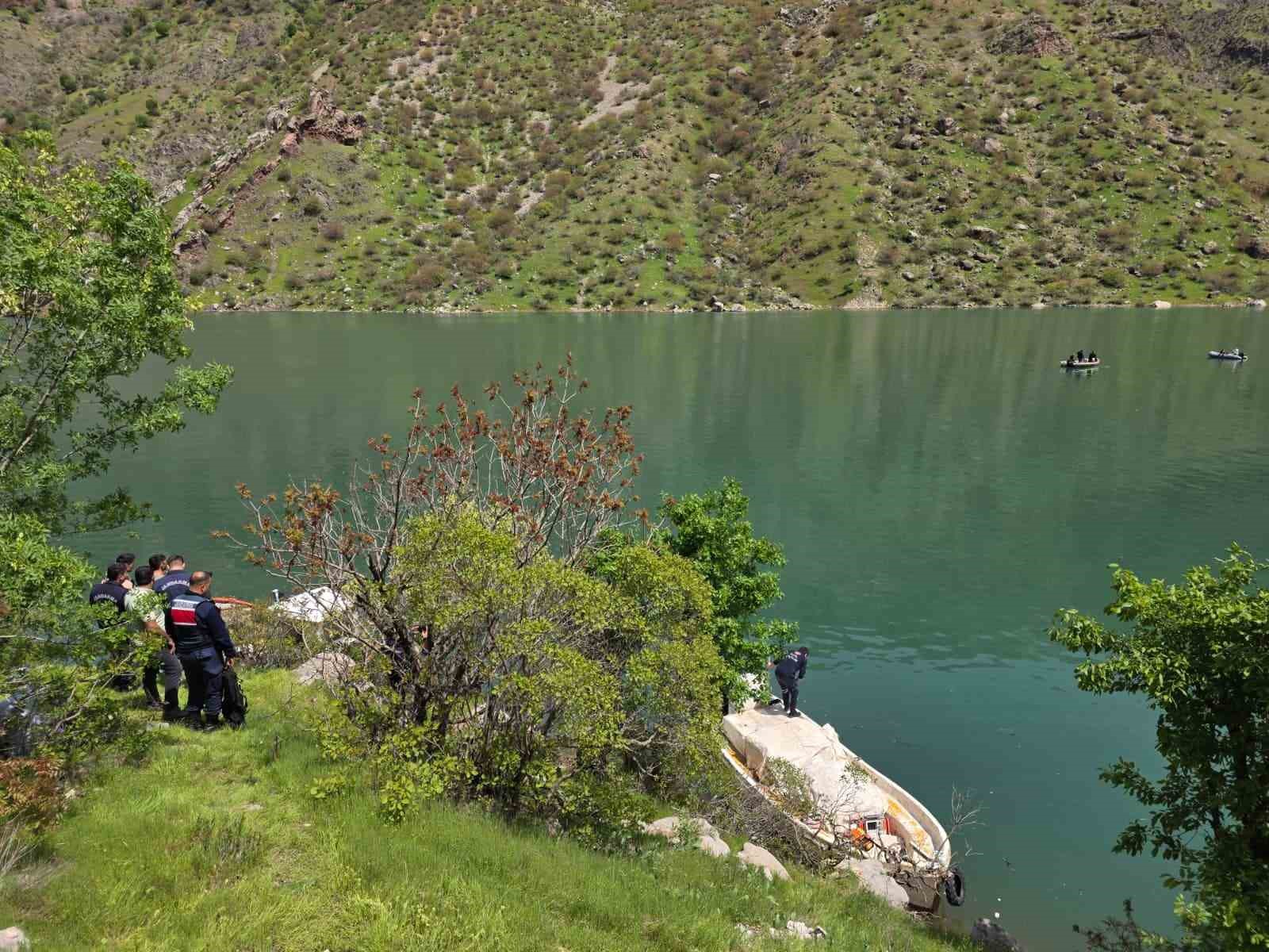 Nehre düşen şahsın cansız bedenine ulaşıldı
