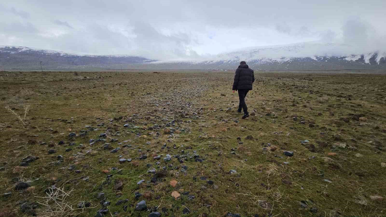 Nemrut’un binlerce yıllık doğal taşları keşfedilmeyi bekliyor
