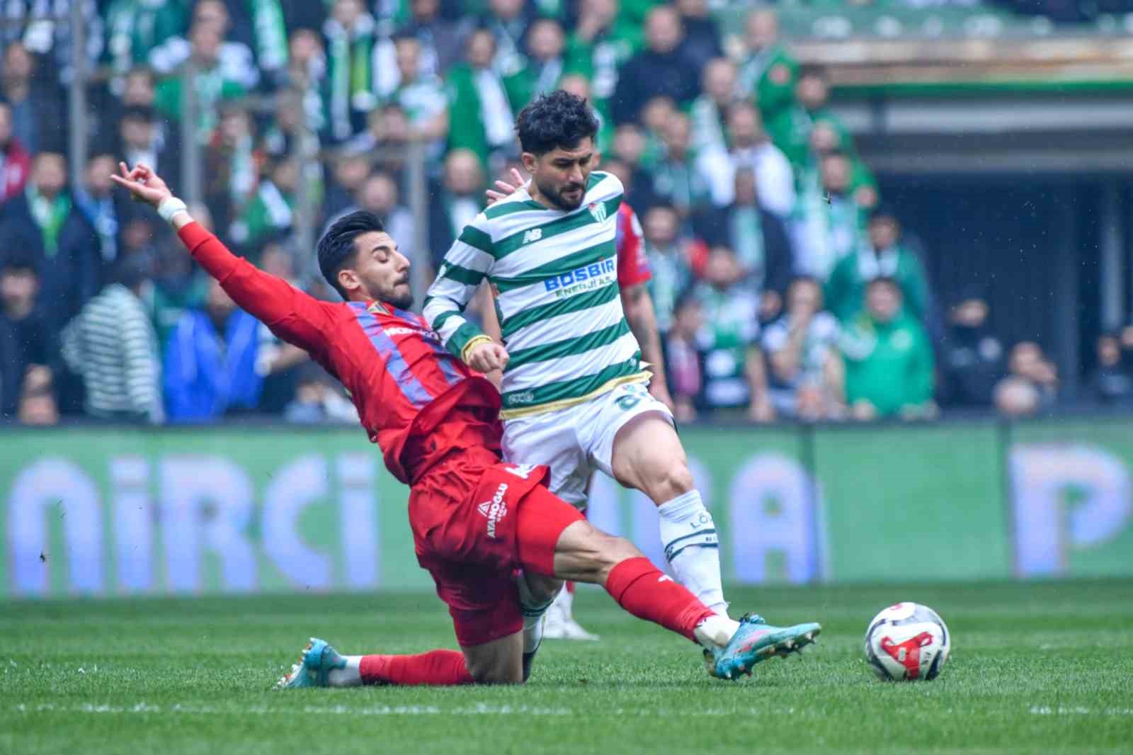 Nesine 2. Lig: Bursaspor: 2 - Mardin 1969 Spor: 0
