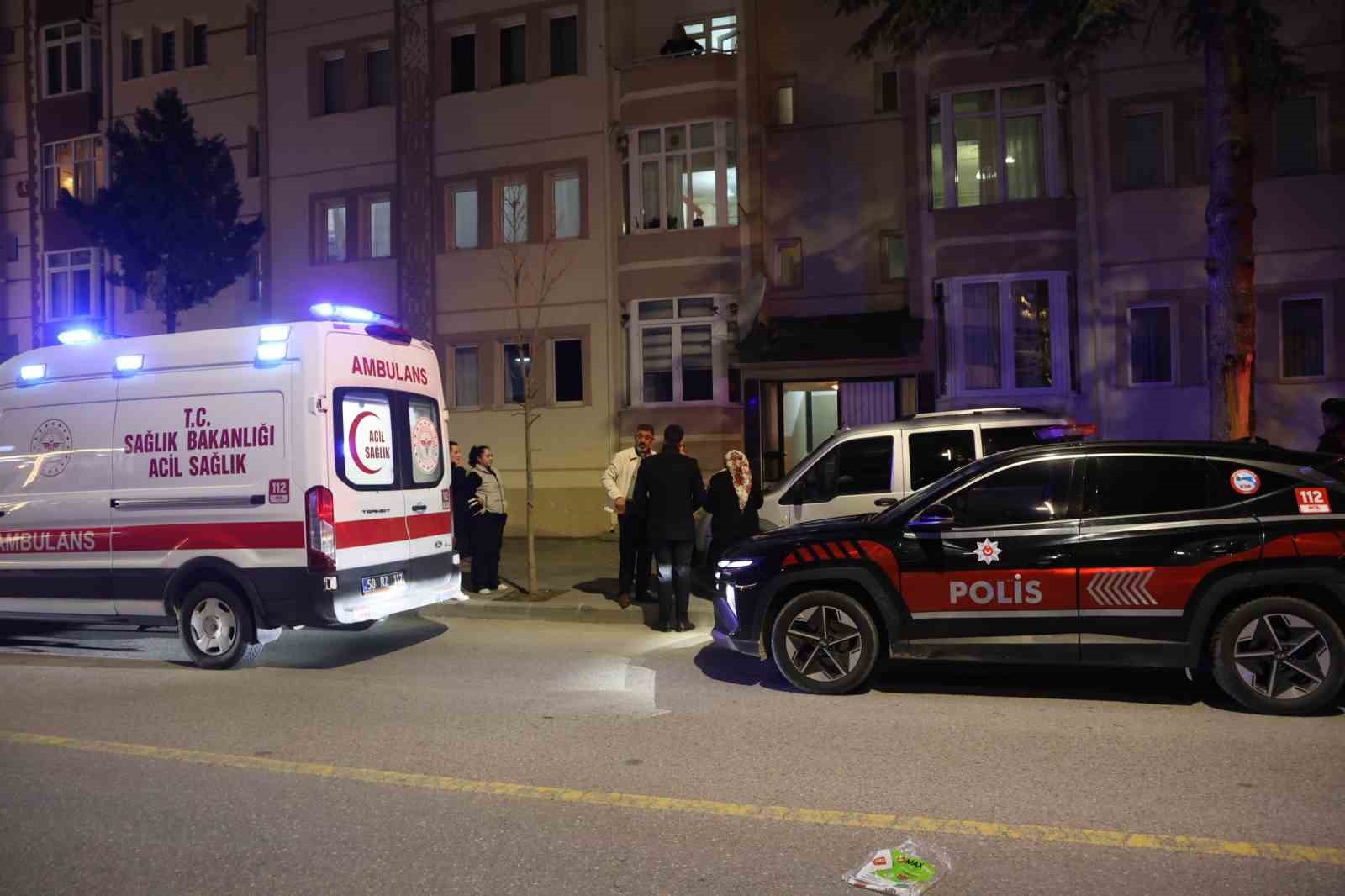 Nevşehir’de aile faciası: Eşini öldürdü, kendisi ağır yaralı
