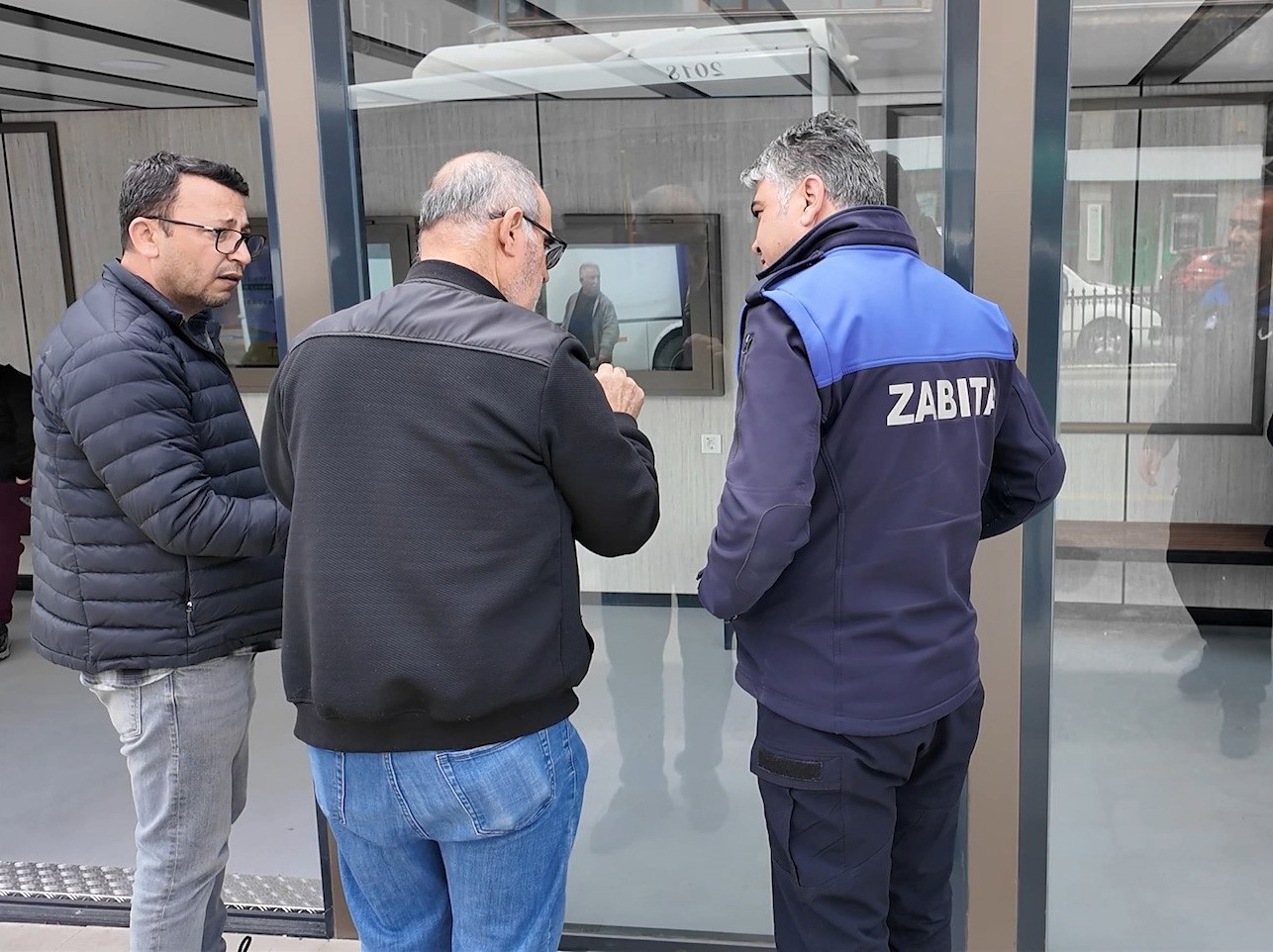 Nevşehir’de akıllı durak kazası kameralara yansıdı
