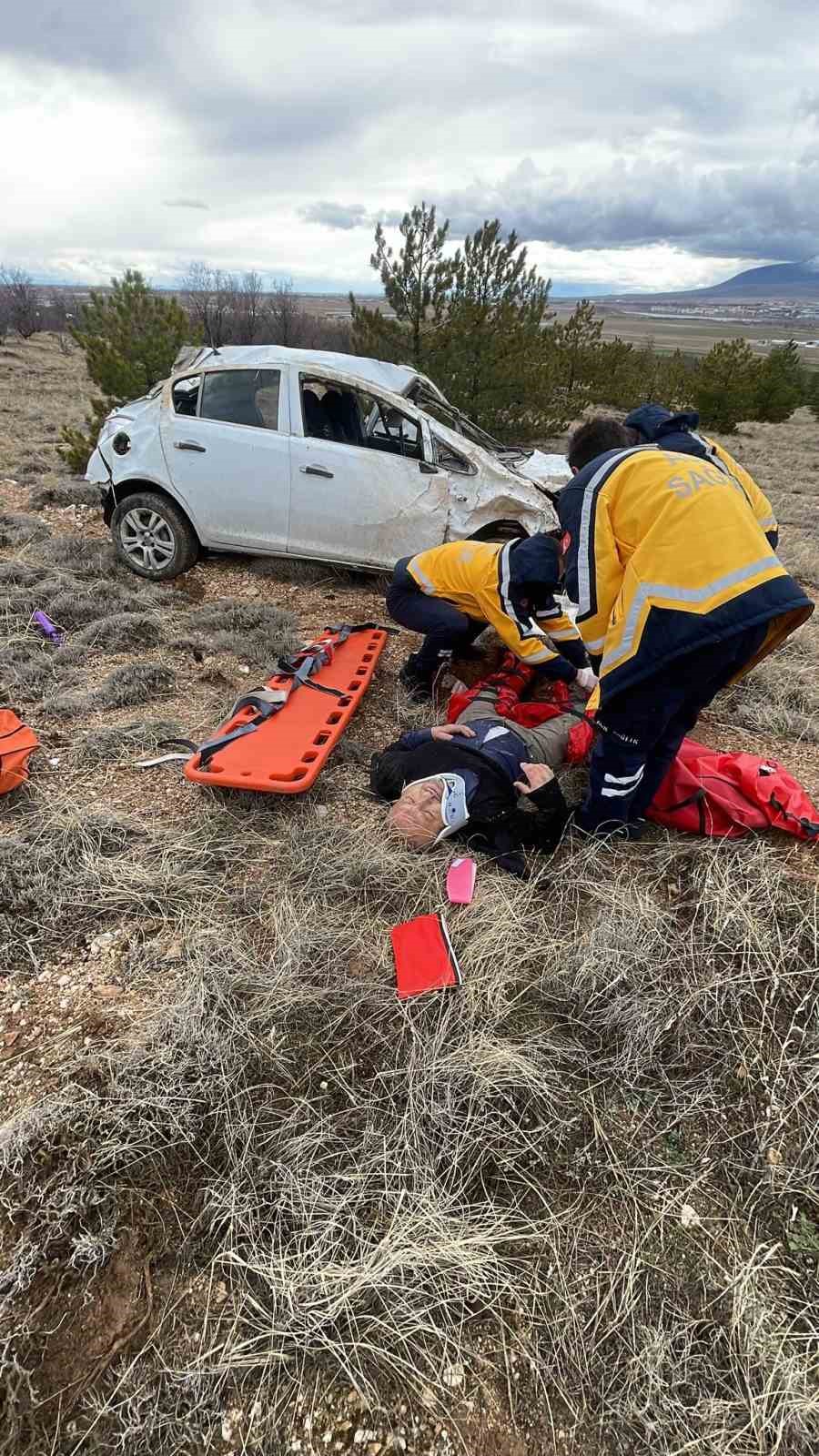 Nevşehir’de eşini bıçaklayan şahıs kaçarken kaza yaptı: Hayatını kaybetti

