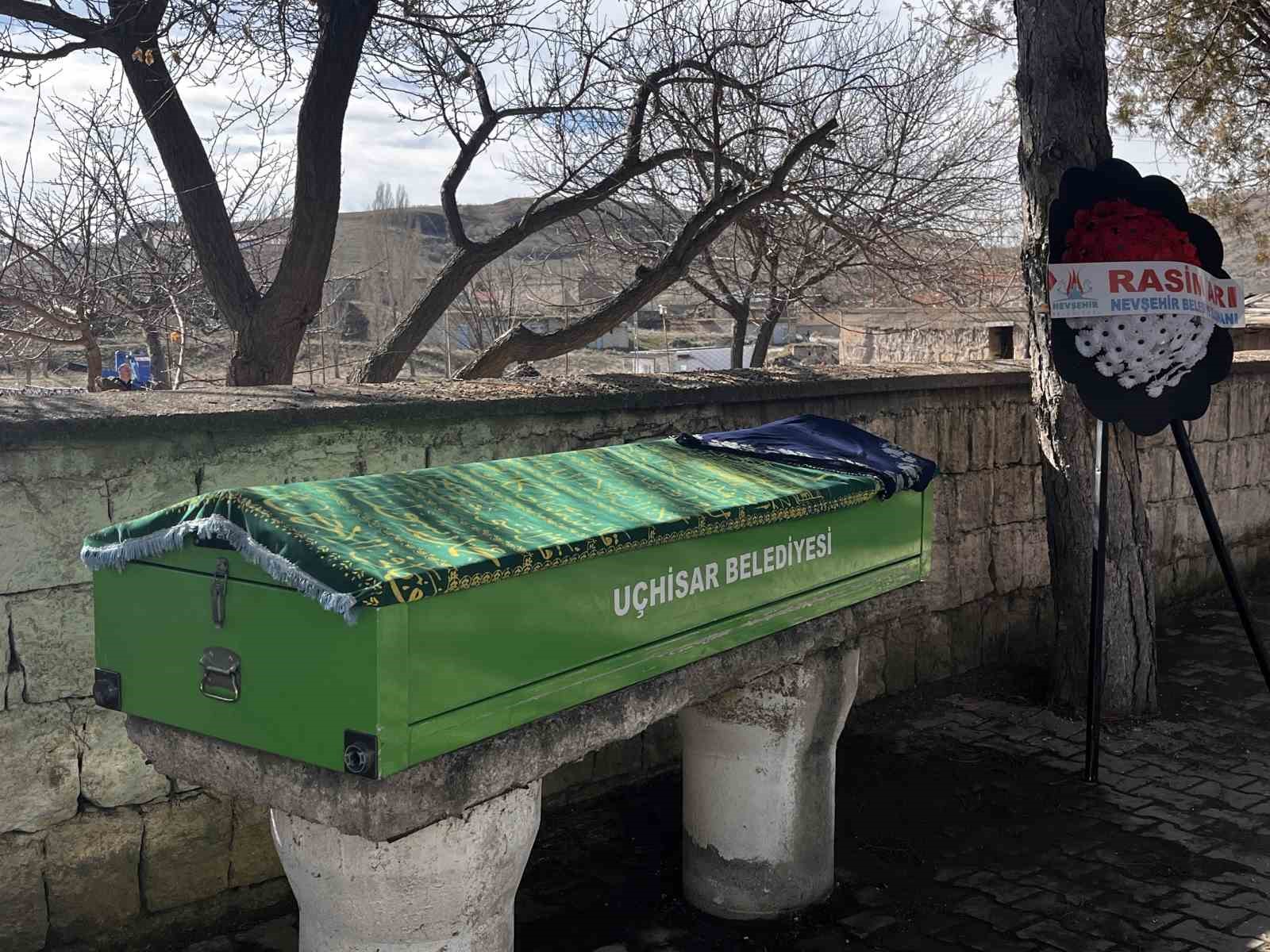 Nevşehir’de kayalıklardan düşerek yaşamını yitiren genç kız son yolculuğuna uğurlandı
