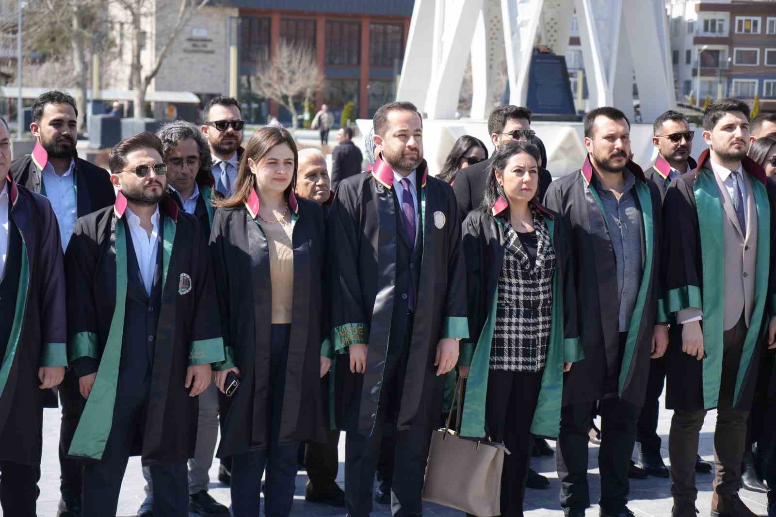 Niğde Barosu Başkanı Öztürk: "Mesleğin güçsüzleşmesi, doğrudan vatandaşların adalete erişimini zedeler"
