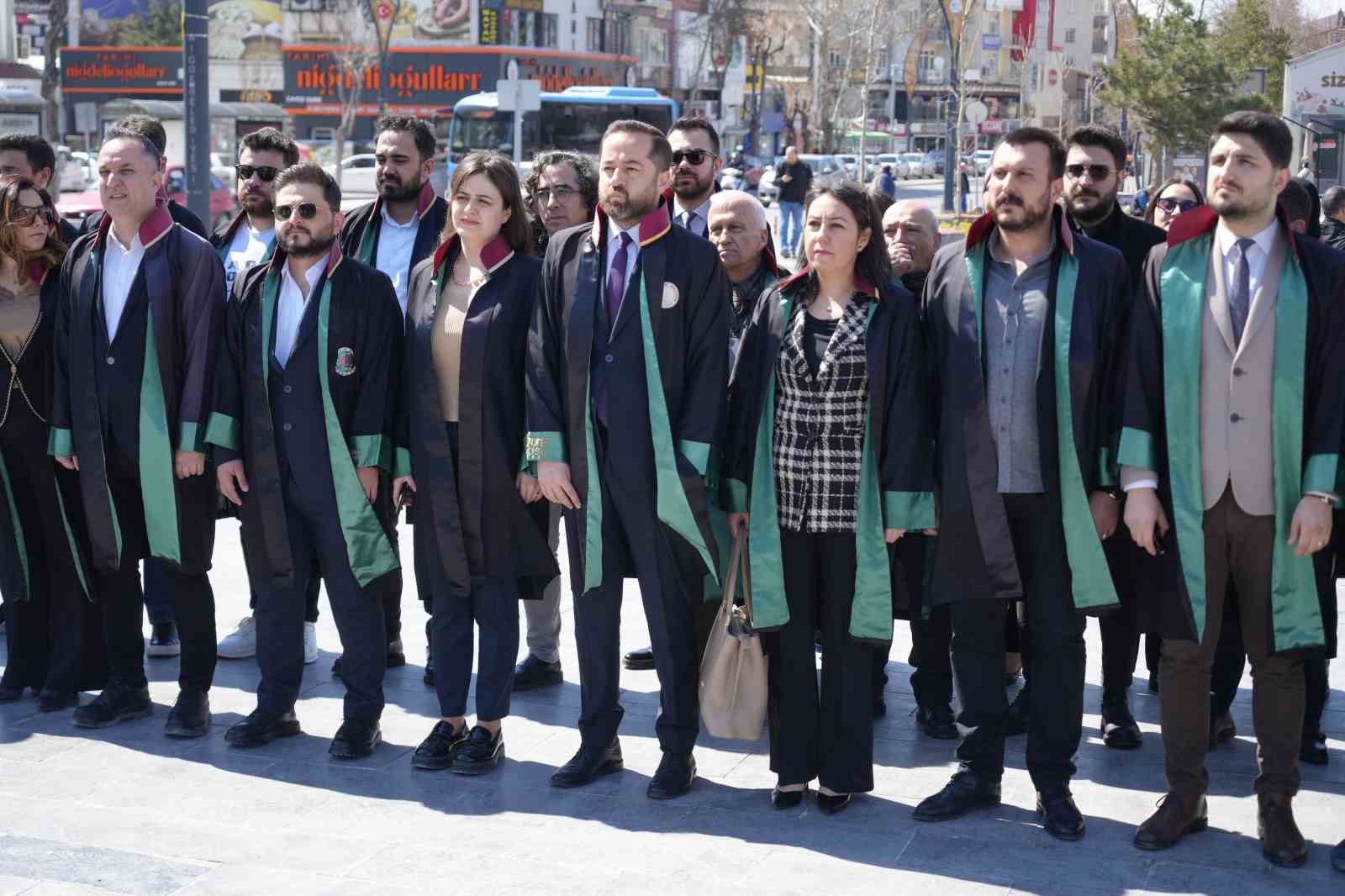 Niğde Barosu Başkanı Öztürk: "Mesleğin güçsüzleşmesi, doğrudan vatandaşların adalete erişimini zedeler"
