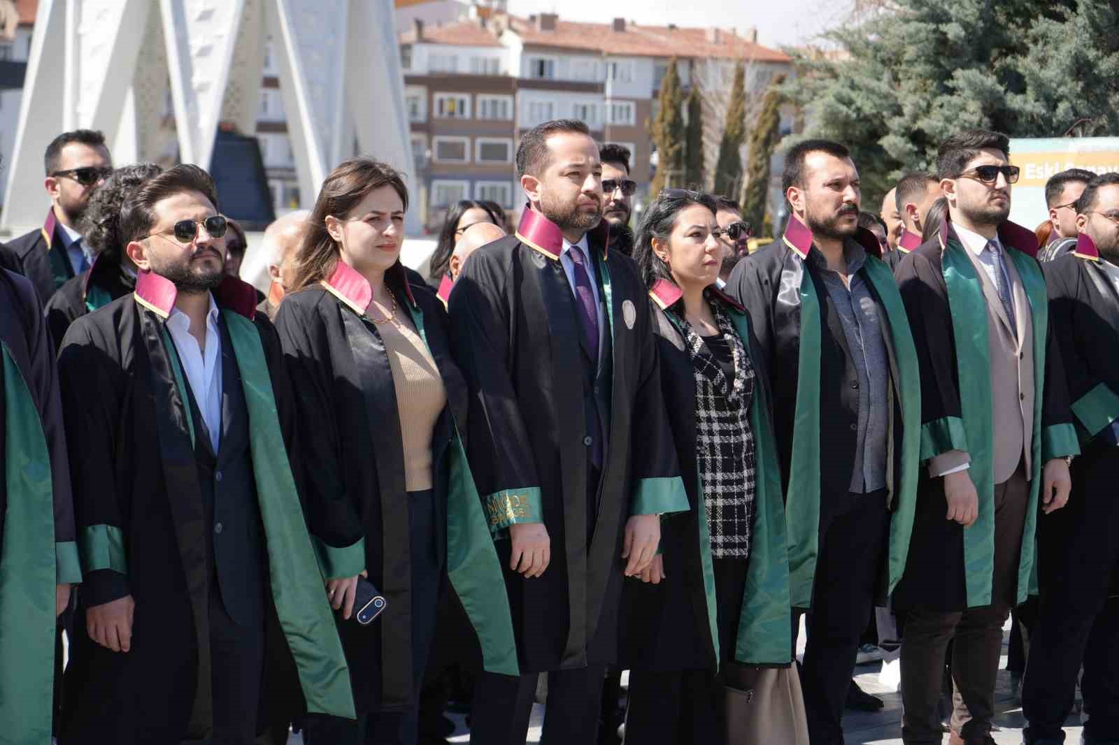 Niğde Barosu Başkanı Öztürk: "Mesleğin güçsüzleşmesi, doğrudan vatandaşların adalete erişimini zedeler"
