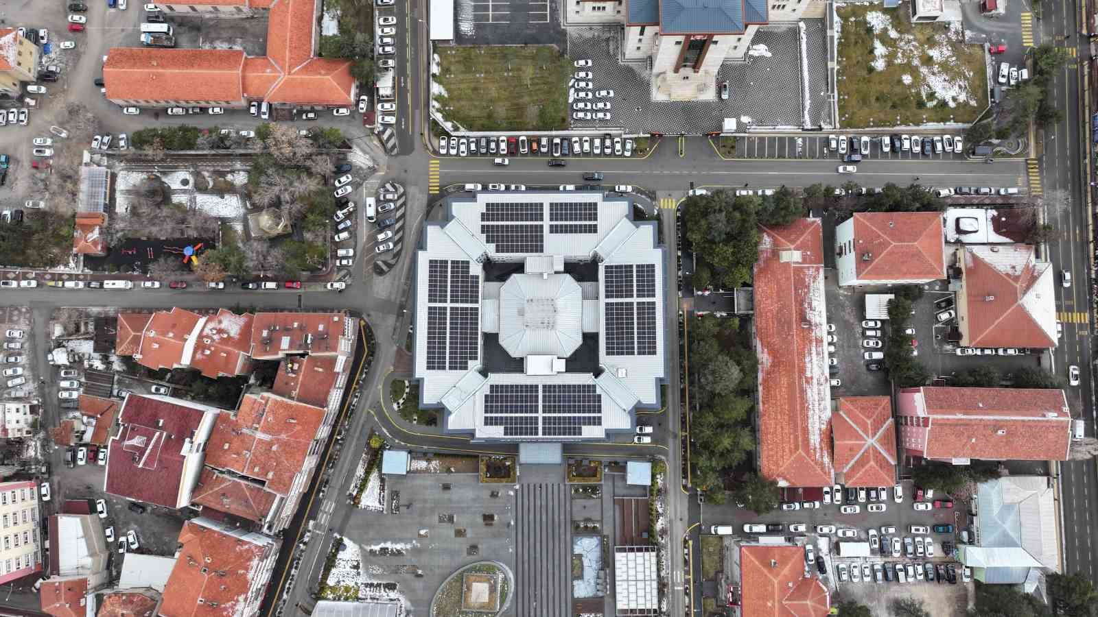 Niğde Belediyesi’nden enerjisini RES’ten alacak
Niğde Belediyesi’nden enerjisini RES’ten alacak