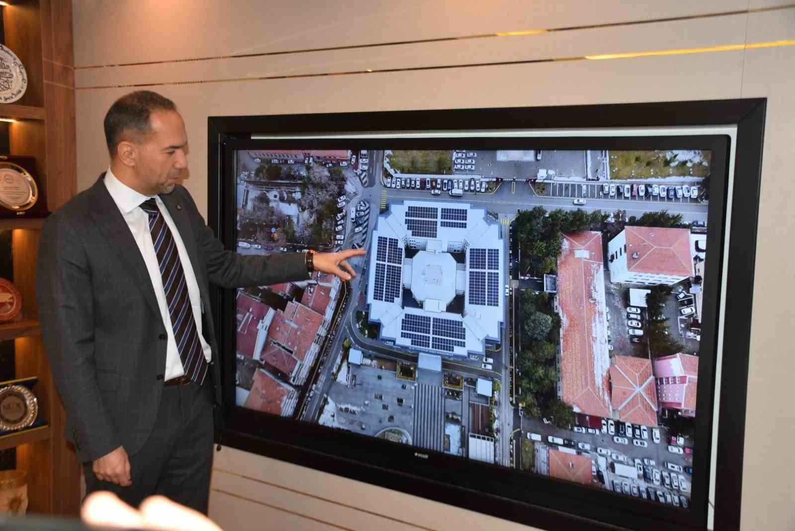 Niğde Belediyesi’nden enerjisini RES’ten alacak
Niğde Belediyesi’nden enerjisini RES’ten alacak