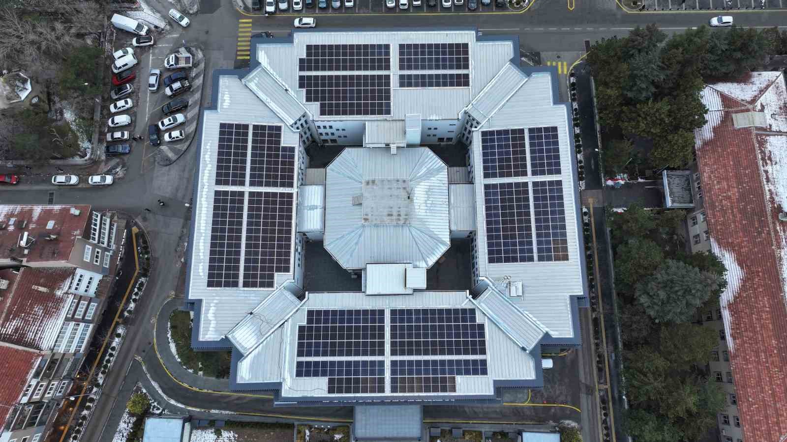 Niğde Belediyesi’nden enerjisini RES’ten alacak
Niğde Belediyesi’nden enerjisini RES’ten alacak