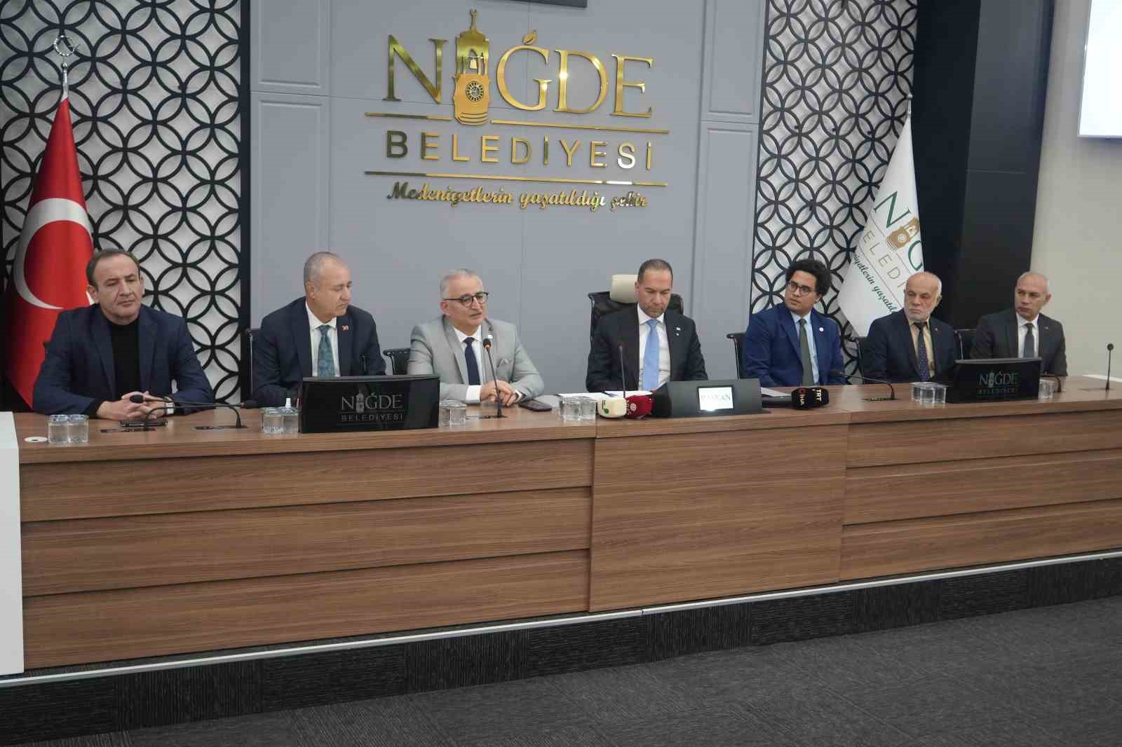 Niğde dünyaya açılıyor
