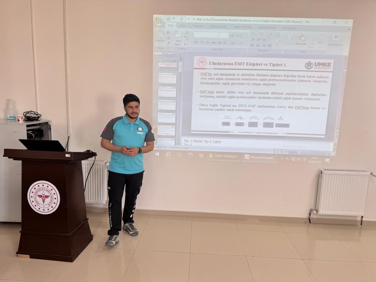 Niğde UMKE ailesine 17 yeni gönüllü katıldı
