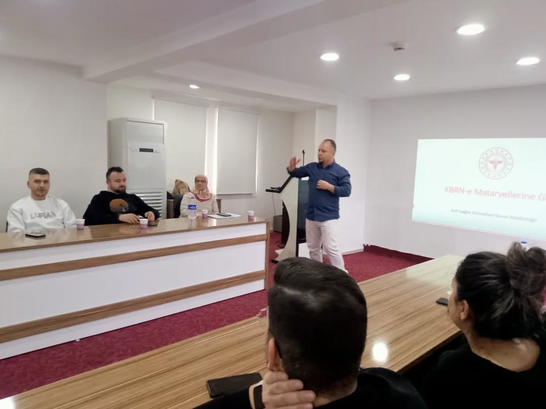 Niğde UMKE’den muhtemel risklere karşı müdahale eğitimi
