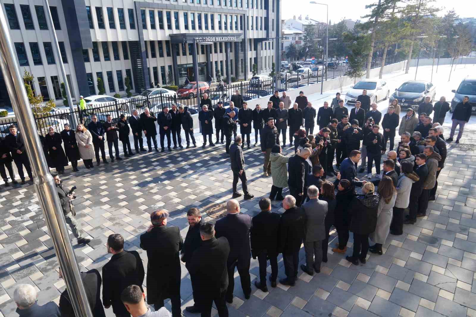 Niğde Valisi Nedim Akmeşe görevine başladı
