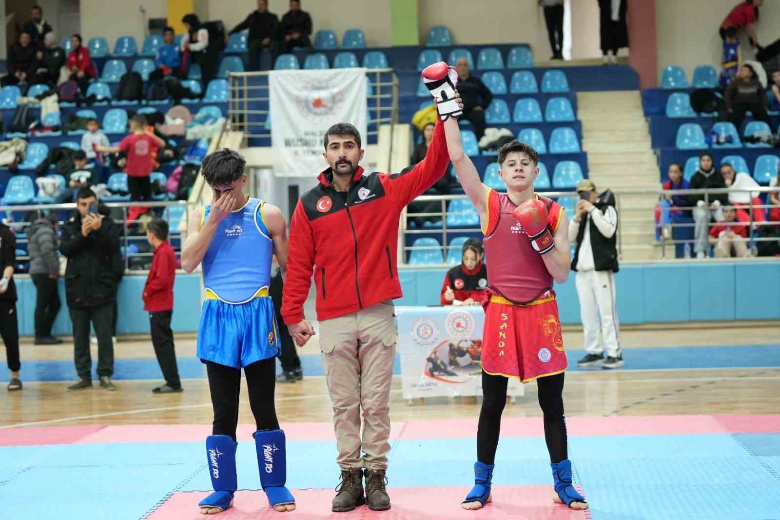 Niğde Wushu Takımı’ndan Malatya’da büyük başarı
