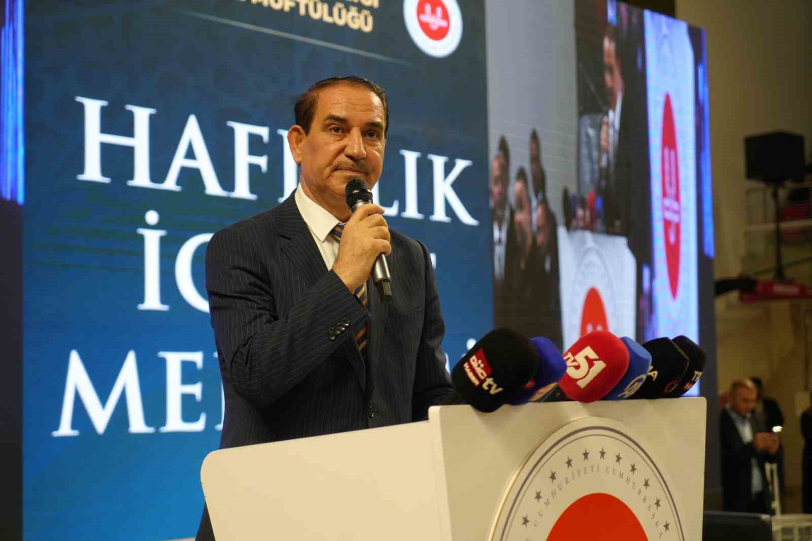 Niğde’de 111 hafız için icazet töreni
Niğde’de 111 hafız için icazet töreni