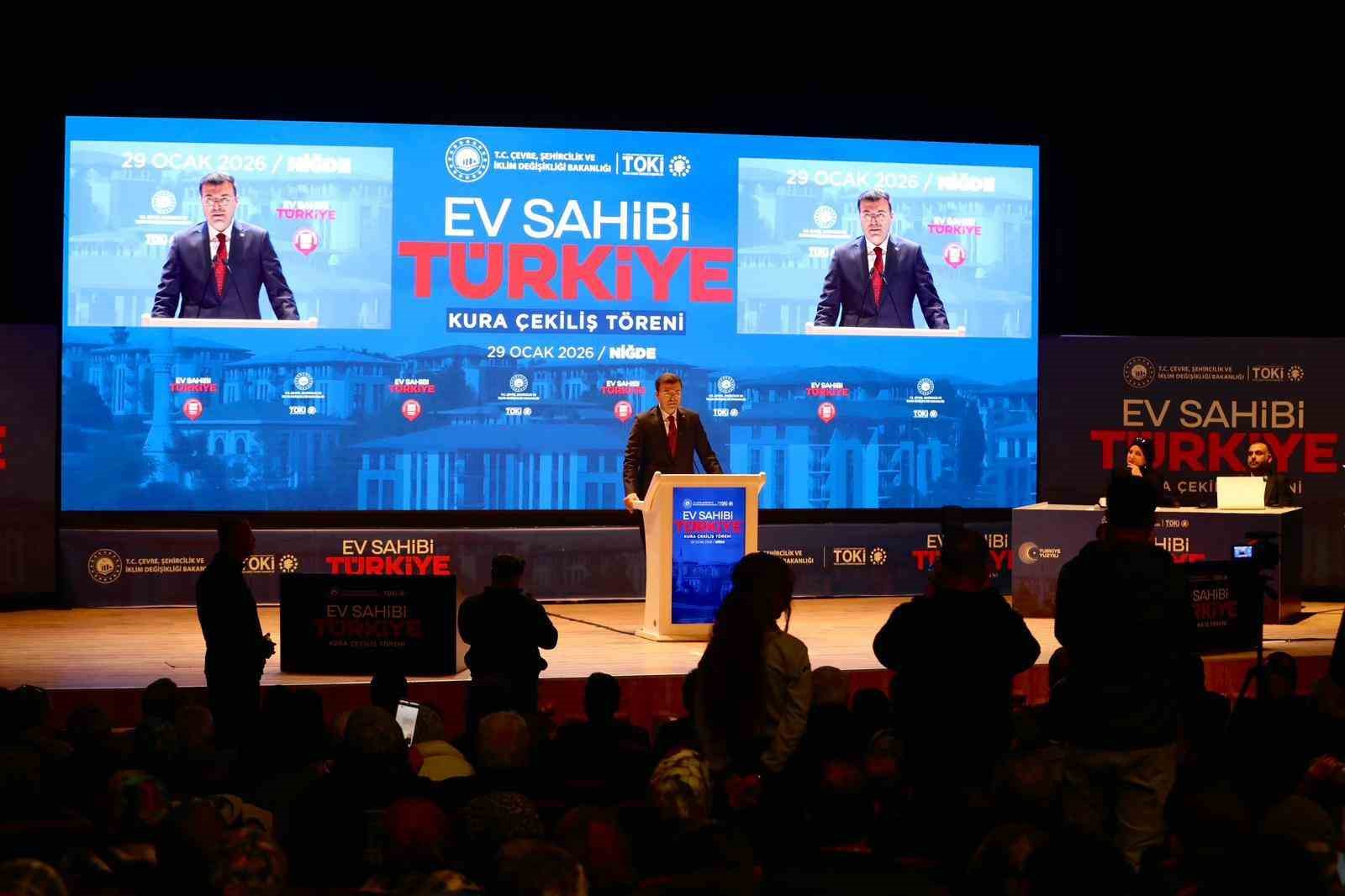 Niğde’de 2 bin 604 sosyal konutun hak sahipleri kura ile belirlendi
