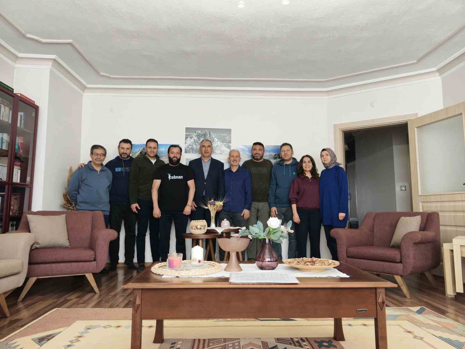 Niğde’de dağcılıkta yeni dönem: Demirkazık Dağcılık Kulübü kuruldu
