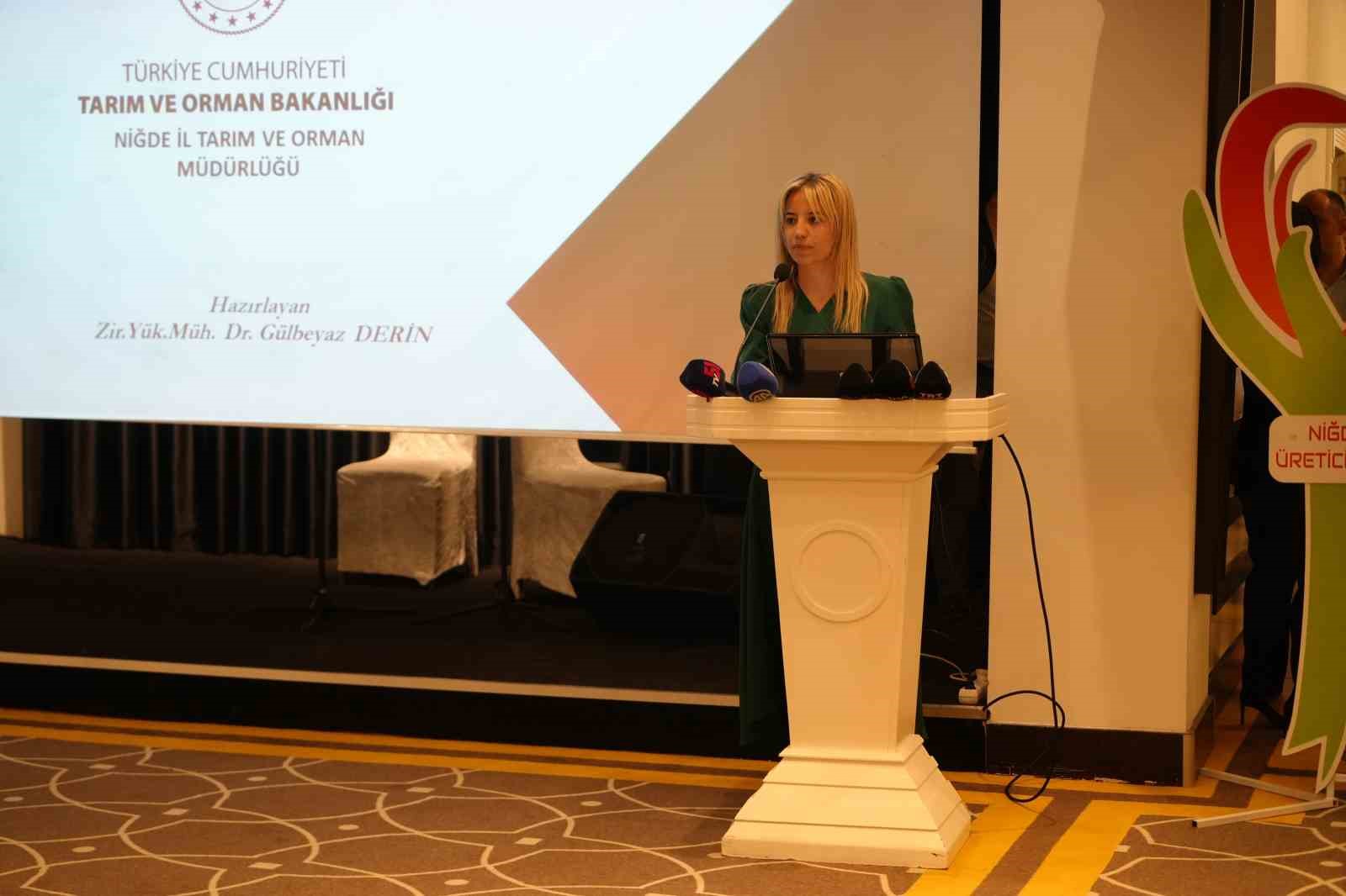 Niğde’de elma üreticileri buluştu
