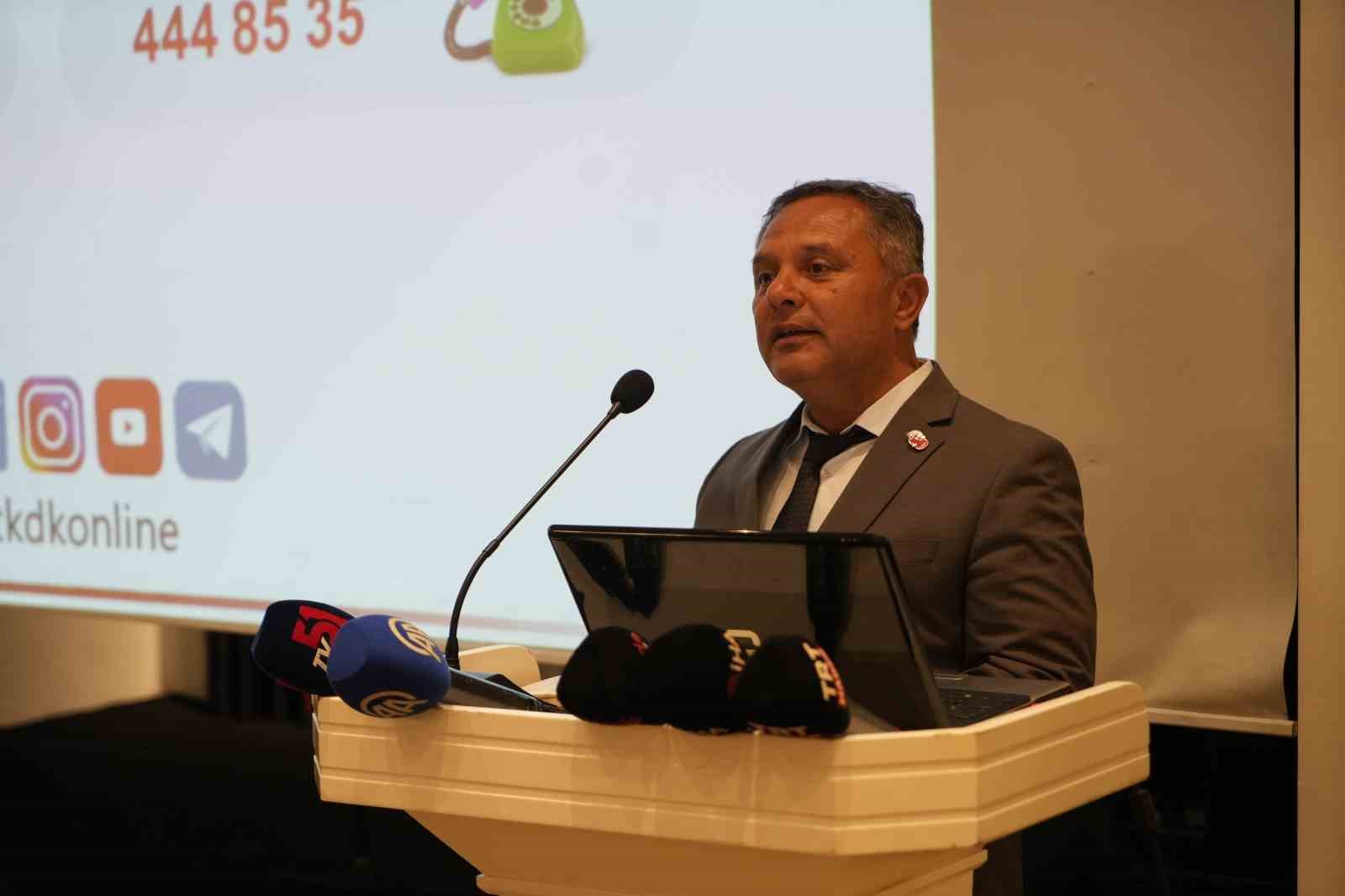 Niğde’de elma üreticileri buluştu
