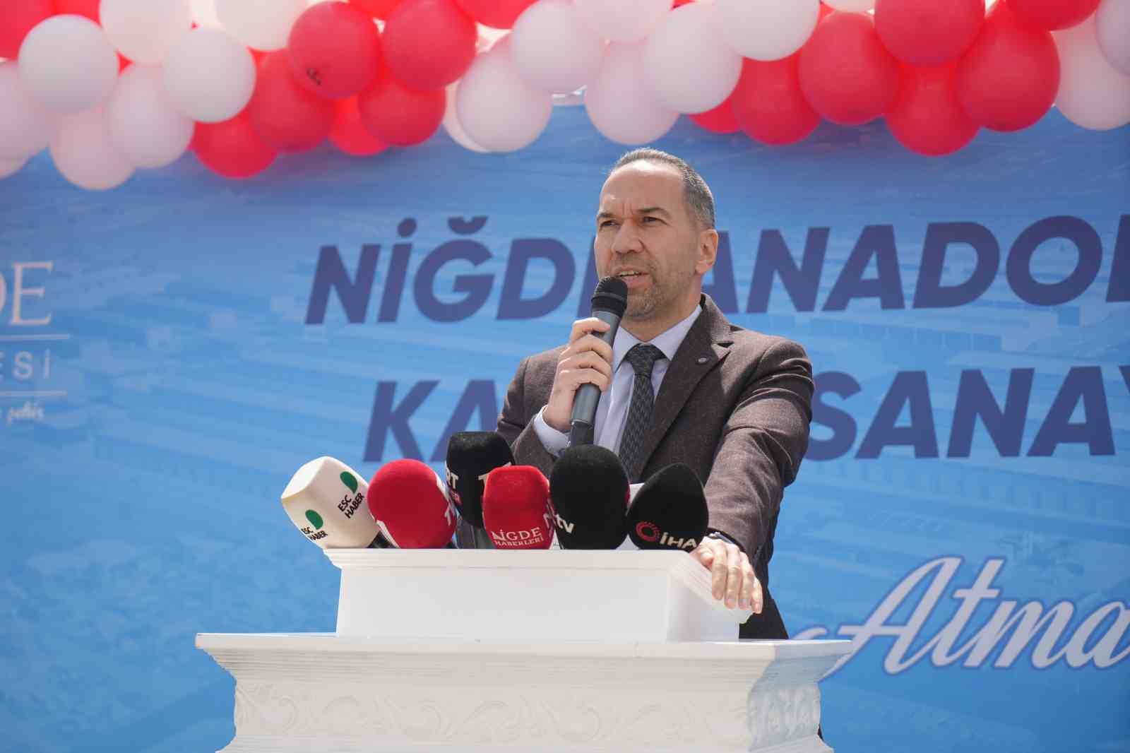 Niğde’de esnafa nefes olacak projenin temeli atıldı
