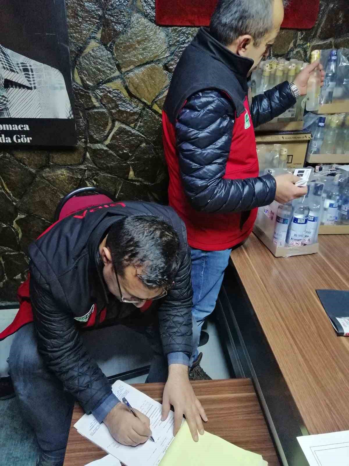 Niğde’de gıda, sahte ve kaçak alkole karşı ortak denetimler sürüyor
