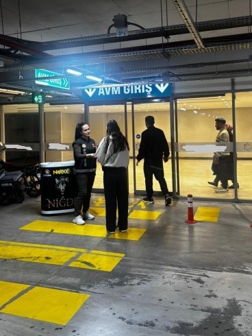 Niğde’de narkotik ekiplerinden vatandaşlara bilgilendirme
