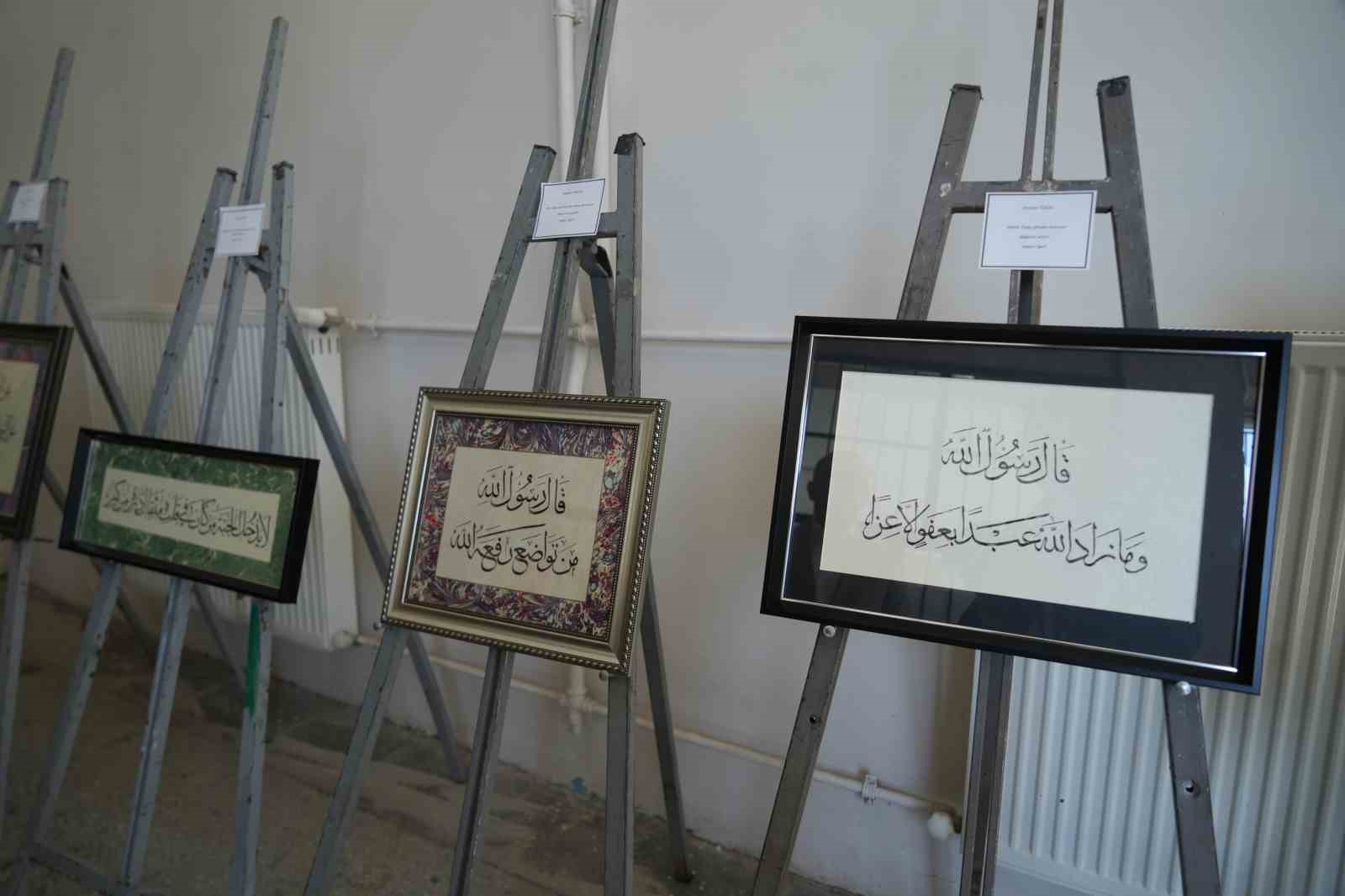 Niğde’de "Sanatın Diliyle Değerlerimiz" sergisi açıldı
