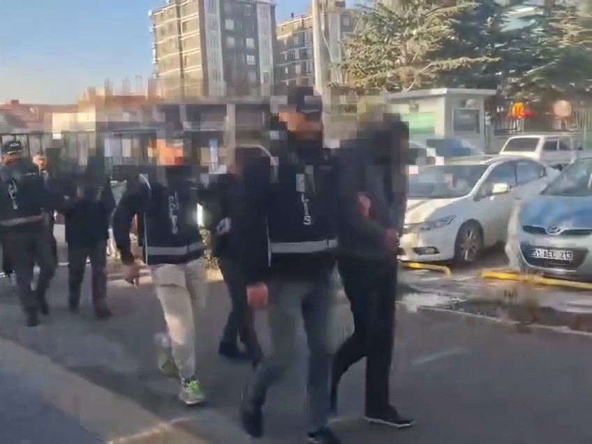 Niğde’de tefecilik operasyonu: 3 tutuklama
