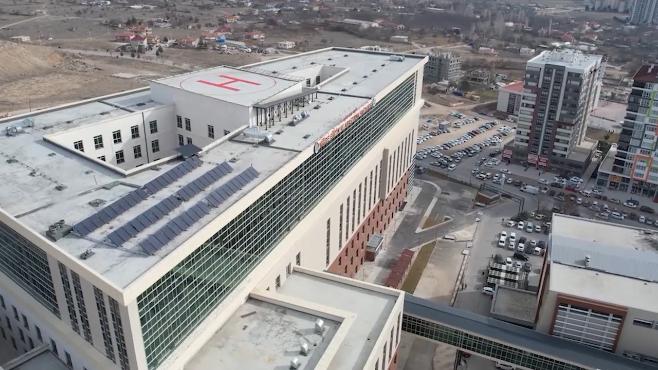 Niğde’de yoğun bakım hizmetlerinde modern altyapı ve insan odaklı yaklaşım
Niğde’de yoğun bakım hizmetlerinde modern altyapı ve insan odaklı yaklaşım