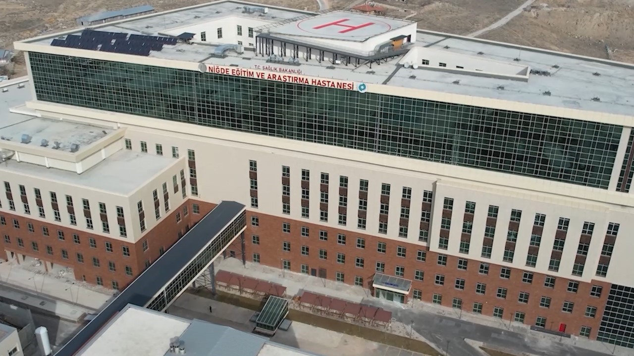 Niğde’de yoğun bakım hizmetlerinde modern altyapı ve insan odaklı yaklaşım
Niğde’de yoğun bakım hizmetlerinde modern altyapı ve insan odaklı yaklaşım