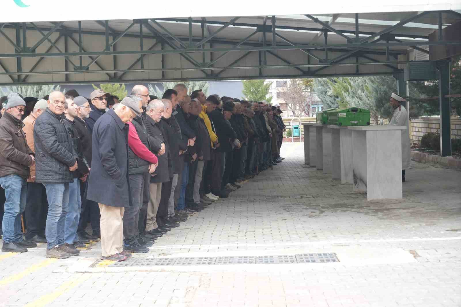 Niğde’deki silahlı saldırıda hayatını kaybedenler son yolculuklarına uğurlandı
