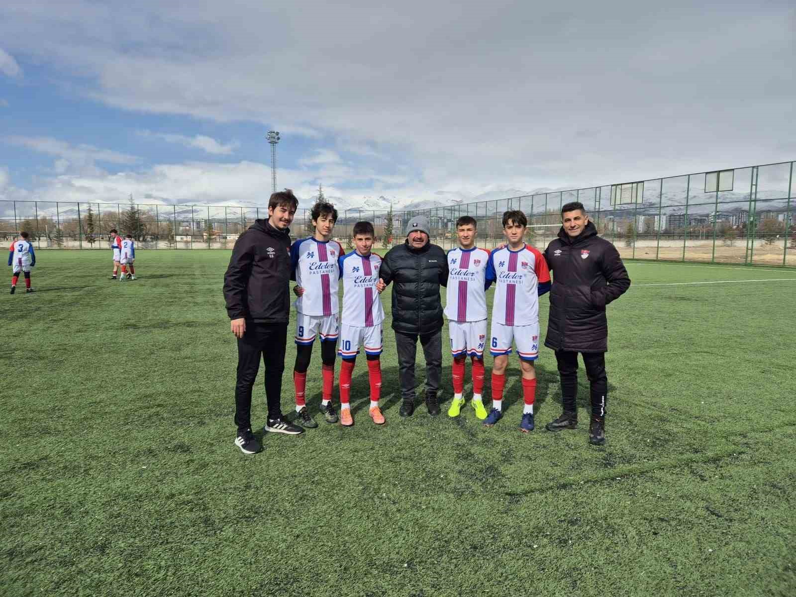 Niğdeli genç yetenekler milli takım seçmeleri 2. etap seçmelerine katılmaya hak kazandı
