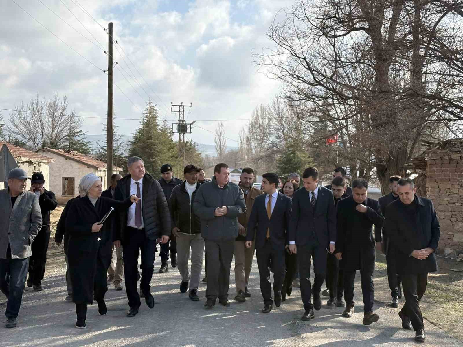 Niğde’nin Altay köyü Nevruz’a hazırlanıyor: Başkonsolos Kanafeyev incelemelerde bulundu
