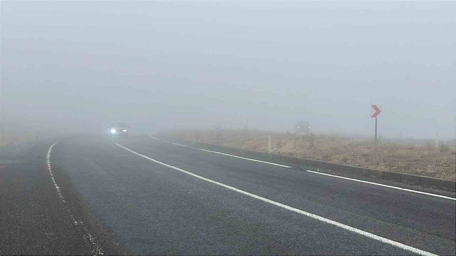Niğde’nin yüksek kesimlerinde sis etkili oldu
