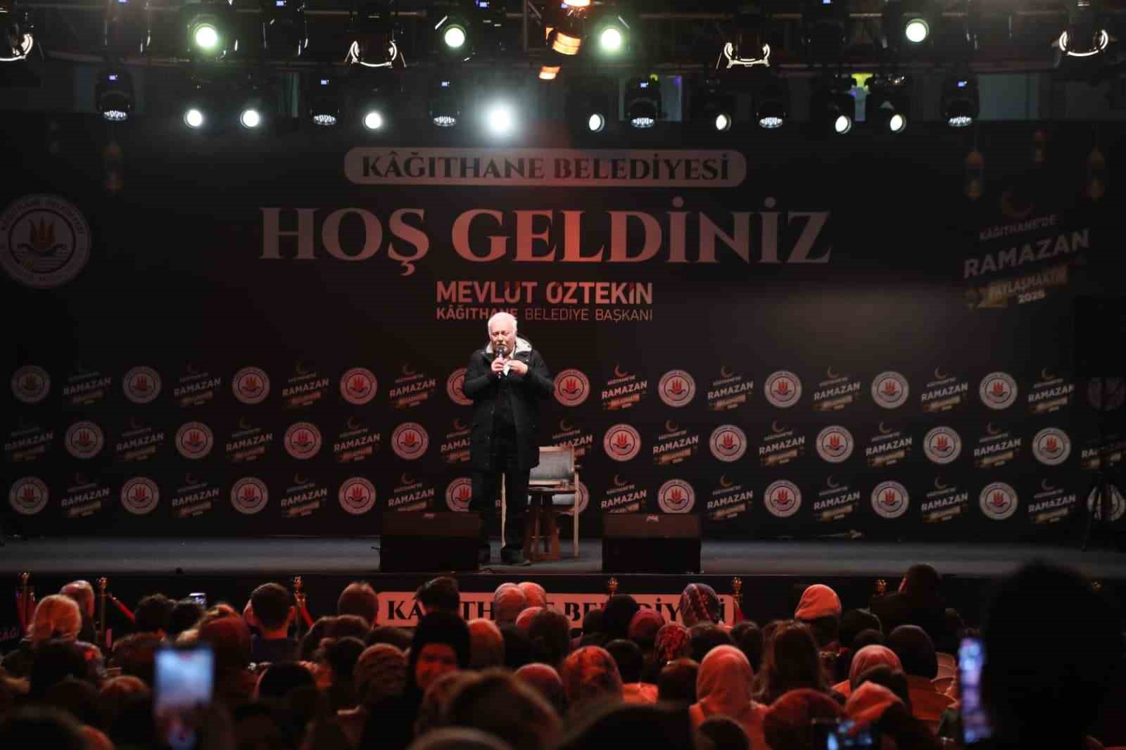 Nihat Hatipoğlu Kağıthane’de binlerce kişiye seslendi
