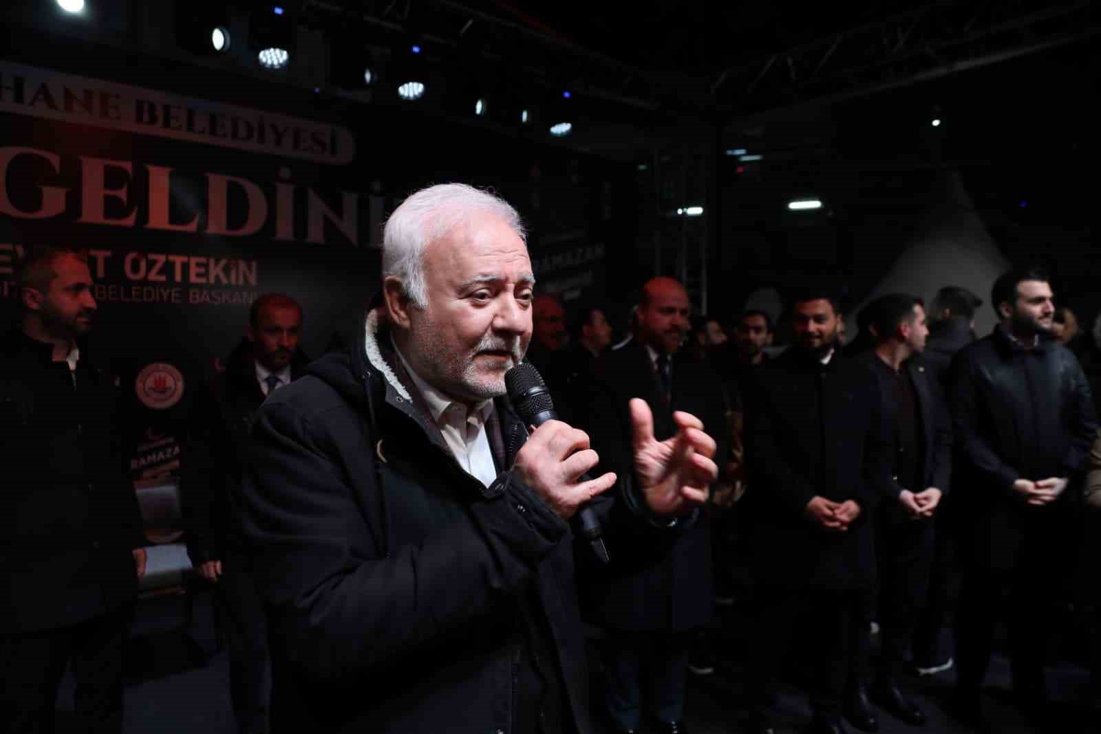 Nihat Hatipoğlu Kağıthane’de binlerce kişiye seslendi
