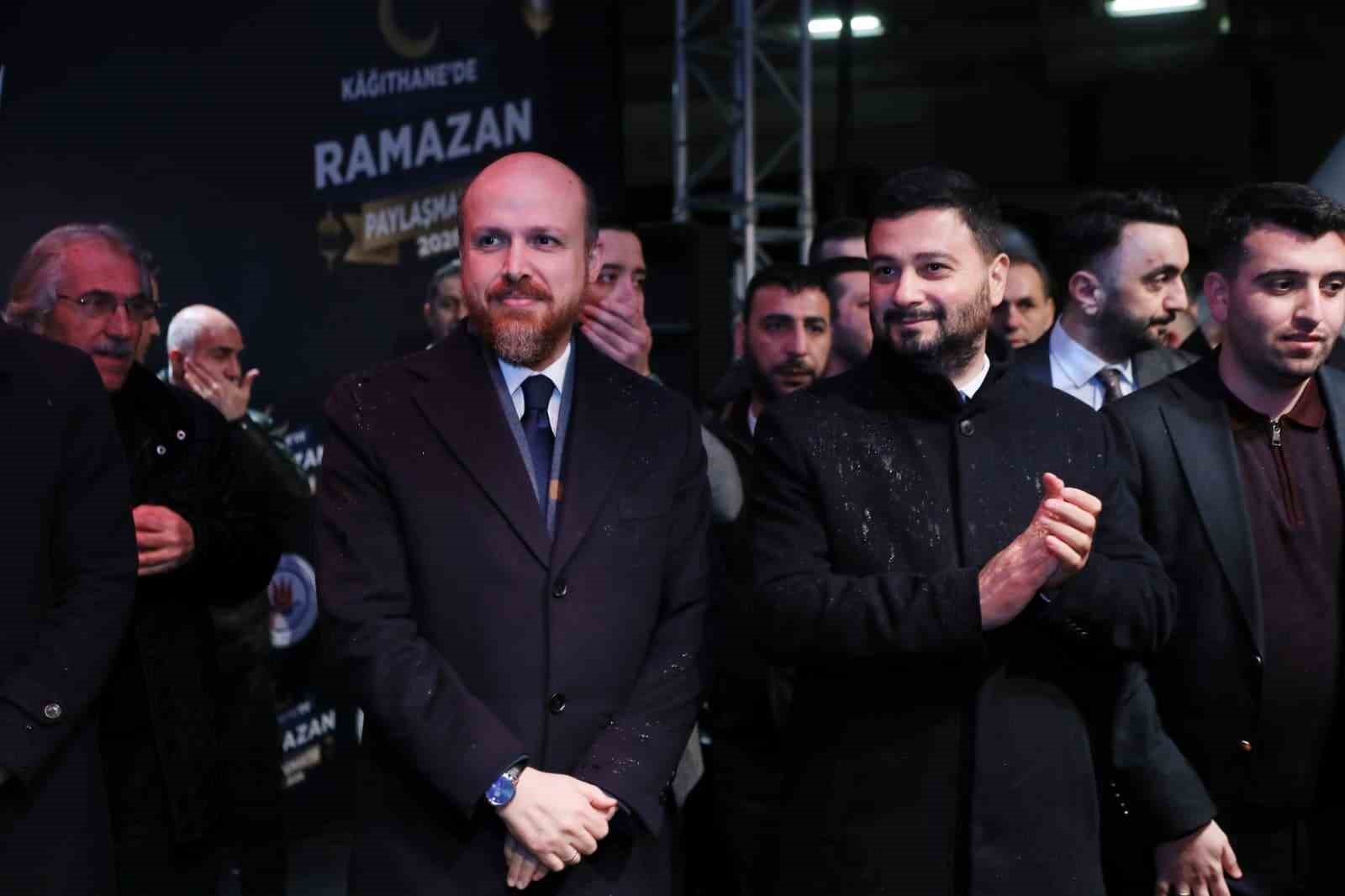 Nihat Hatipoğlu Kağıthane’de binlerce kişiye seslendi
