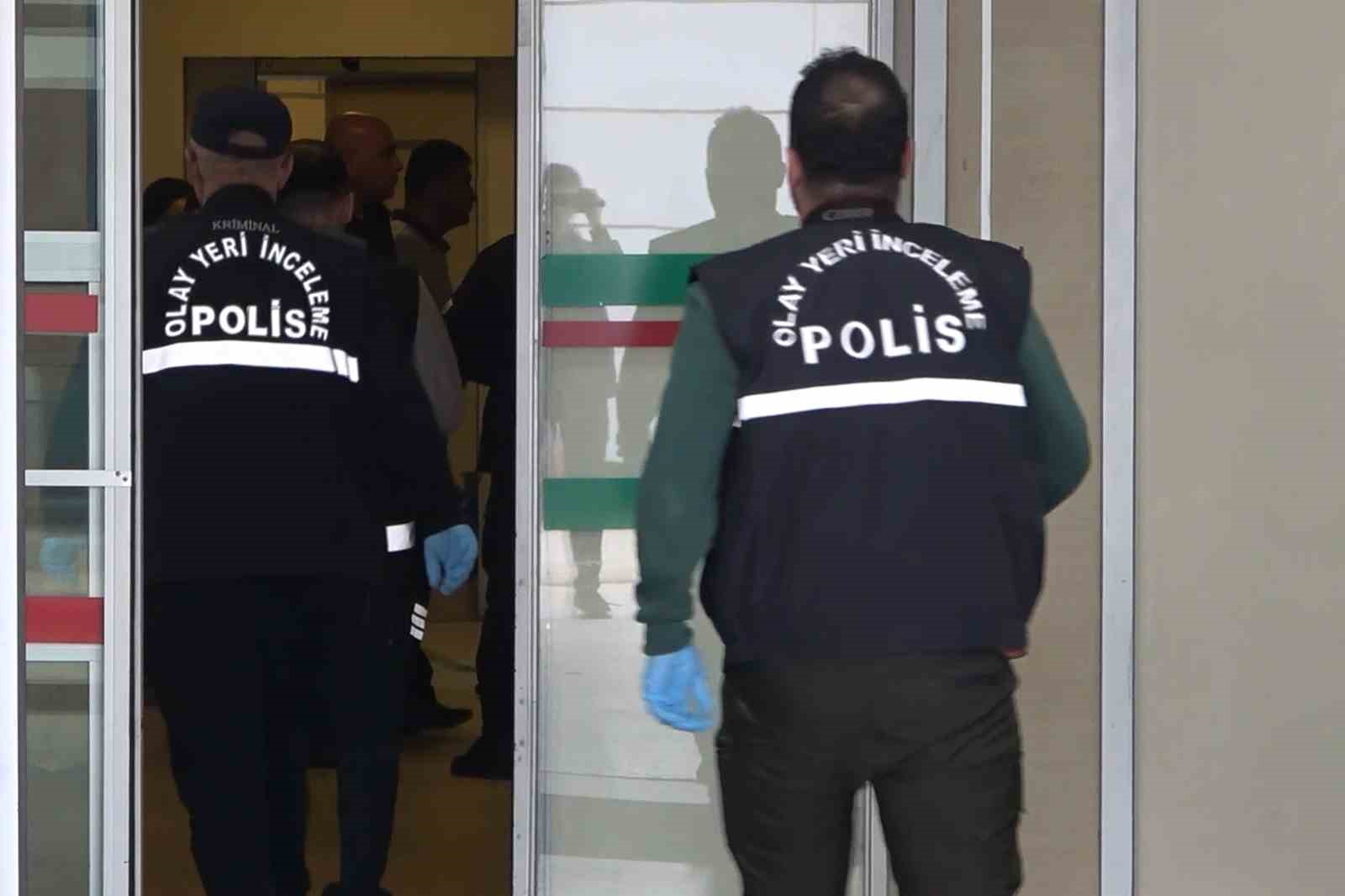 Nikahsız birliktelikten doğan bebekle fotoğraf paylaşan çift hastanede bıçaklandı
