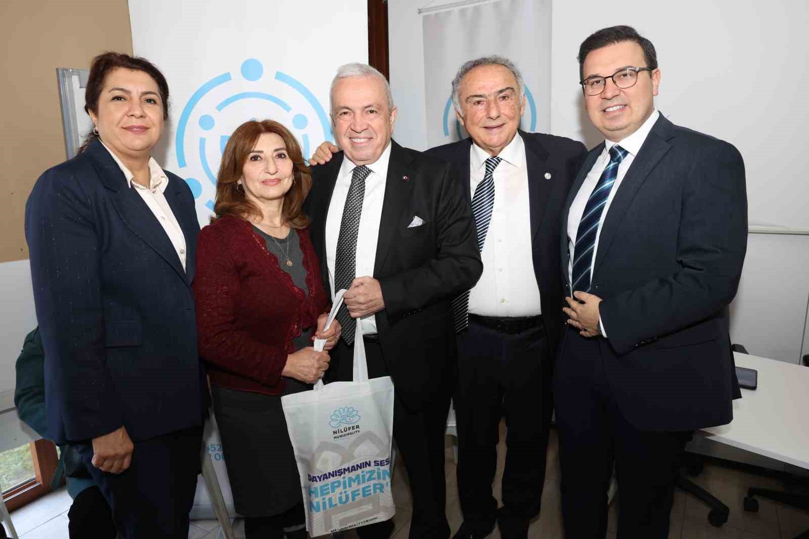 Nilüfer Belediye Başkanı Şadi Özdemir emeklilerle bir araya geldi

