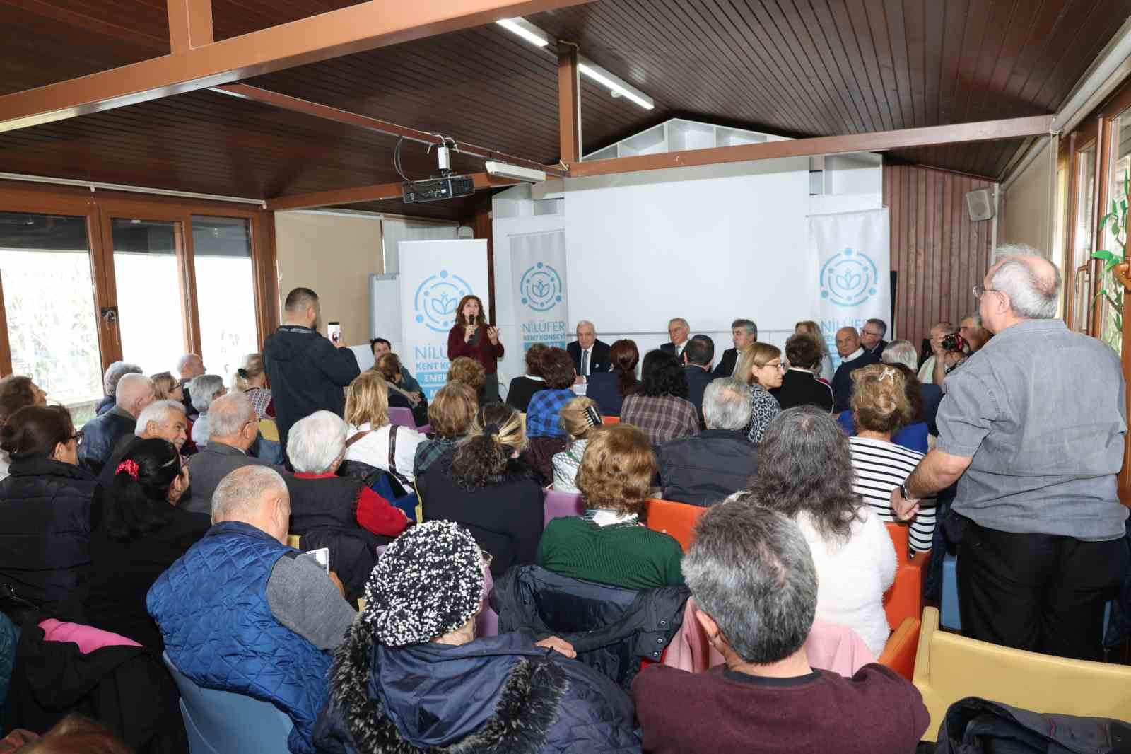 Nilüfer Belediye Başkanı Şadi Özdemir emeklilerle bir araya geldi
