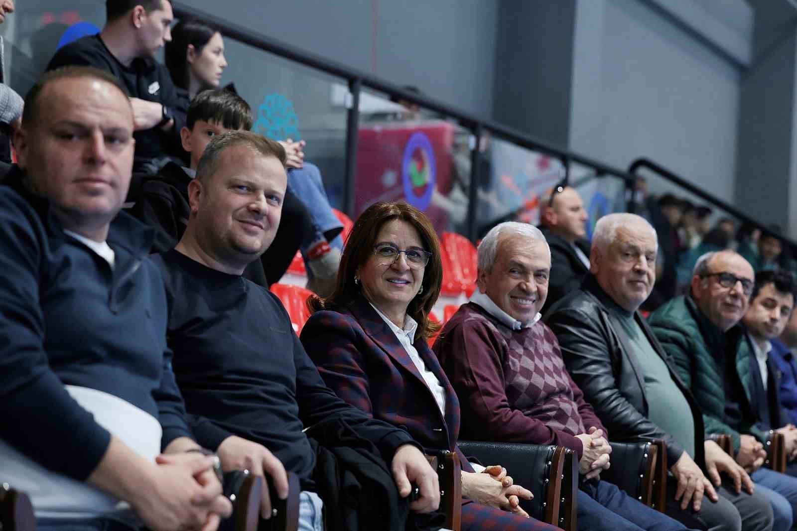 Nilüfer Belediyespor’dan farklı galibiyet
