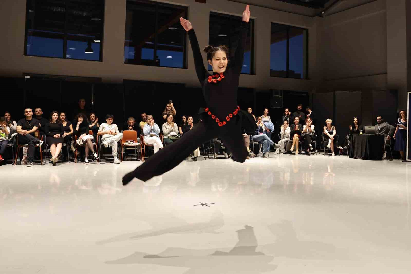 Nilüfer’de dans şöleni
