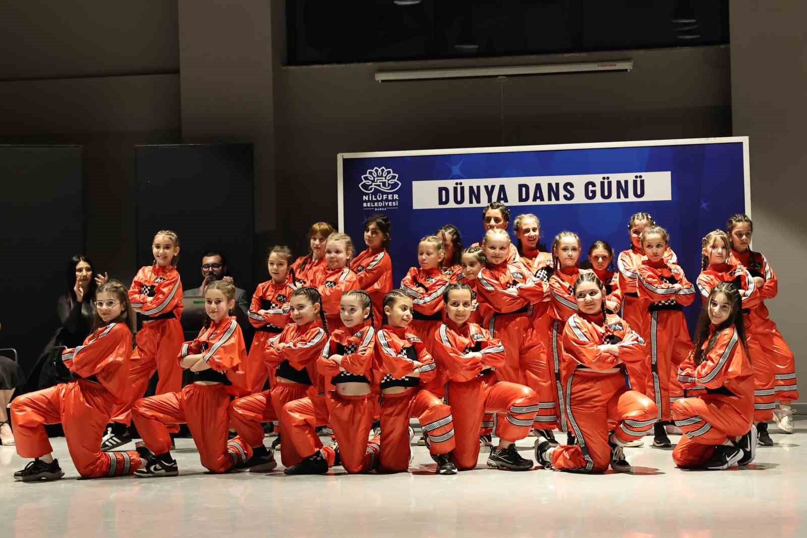 Nilüfer’de dans şöleni
