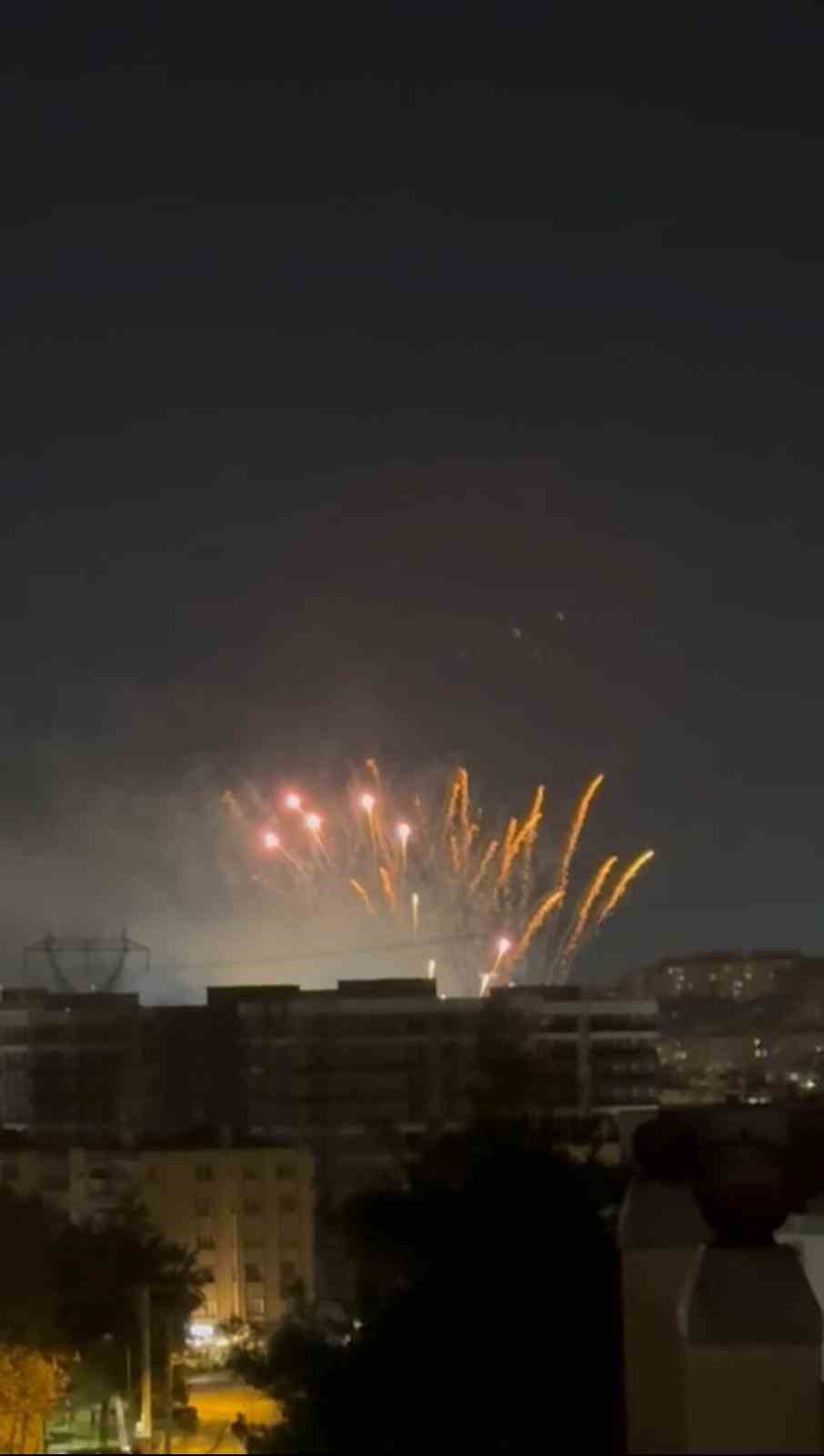 Nilüfer’de gelişi güzel atılan havai fişekler geceyi aydınlattı, binlerce kuşun hayatını kararttı
