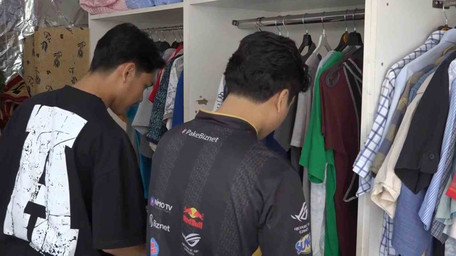 Nilüfer’de ‘Giymiyorsan Giydir’ dayanışması büyüyor
