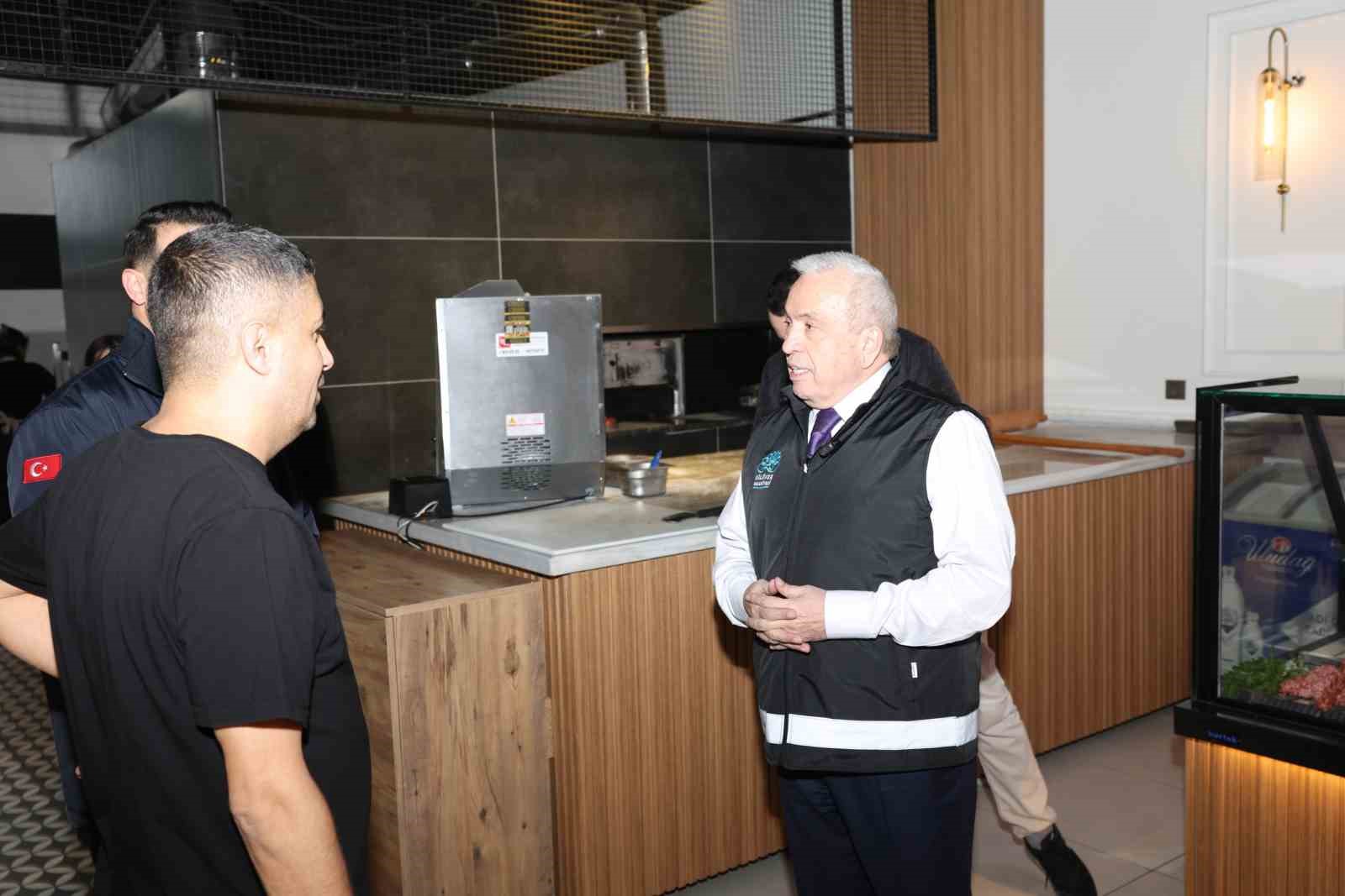 Nilüfer’de Ramazan öncesi Başkan Şadi Özdemir’den gıda denetimi
