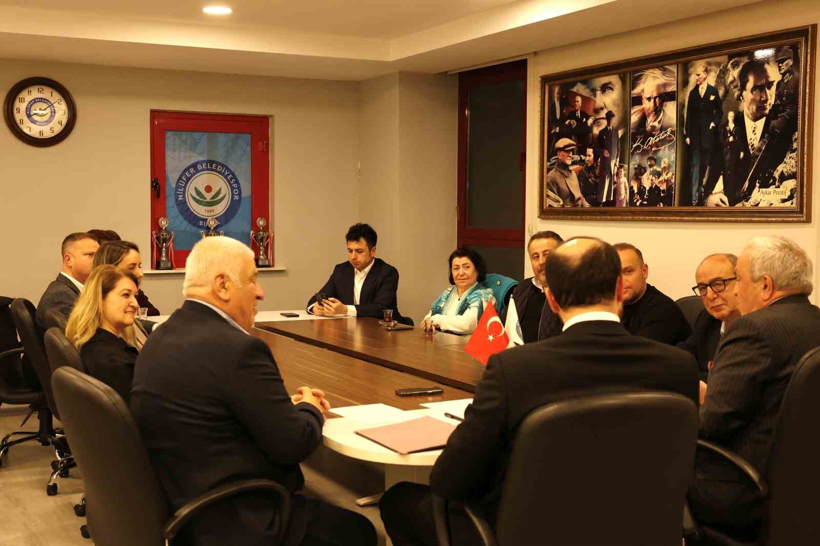 Nilüfer’e yeni kapalı hentbol salonu için ilk adım atıldı
