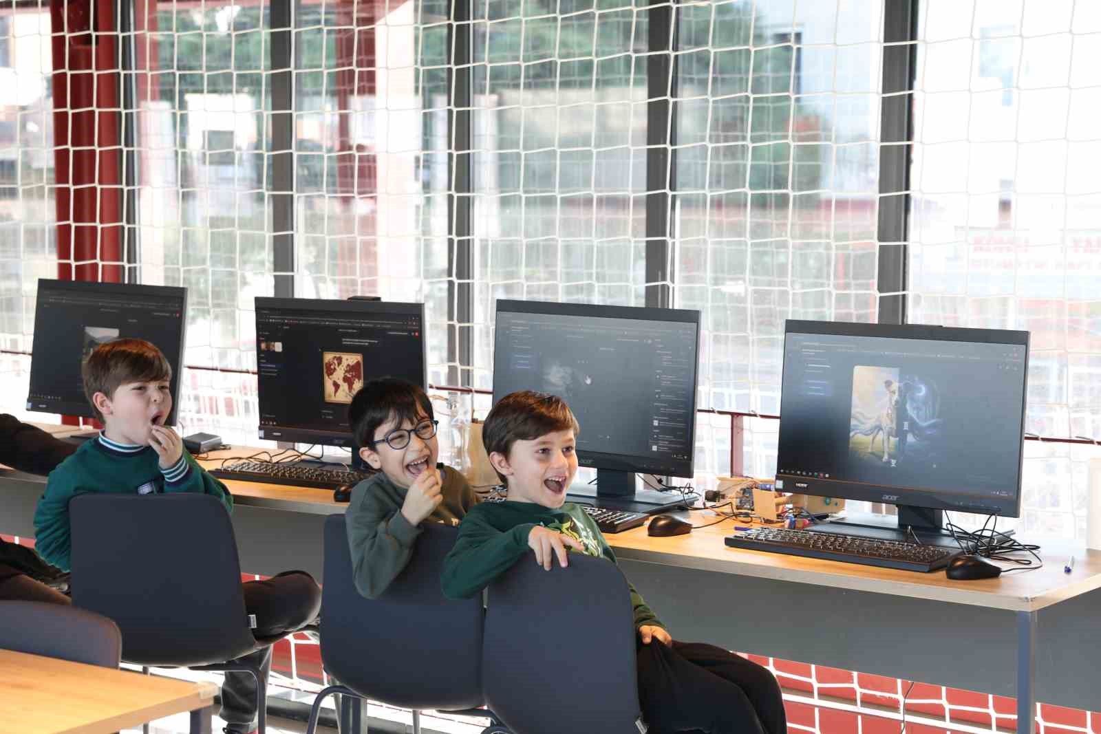 Nilüferli çocukların tatili dolu dolu geçiyor
